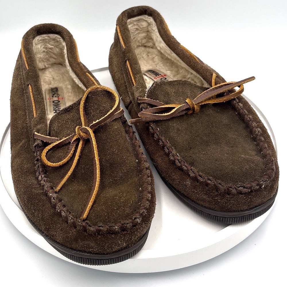 Minnetonka Moccasin Slippers 10M Brown Cabin Cozy Suede Pile Lined 3908